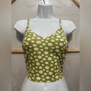 Forever 21 Green/White Floral Sleeveless Crop Top